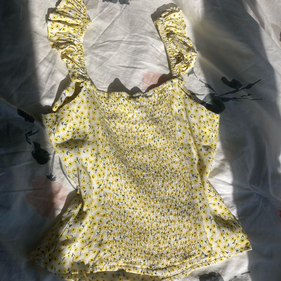 H&M Yellow Floral Top - Picture 3 of 5